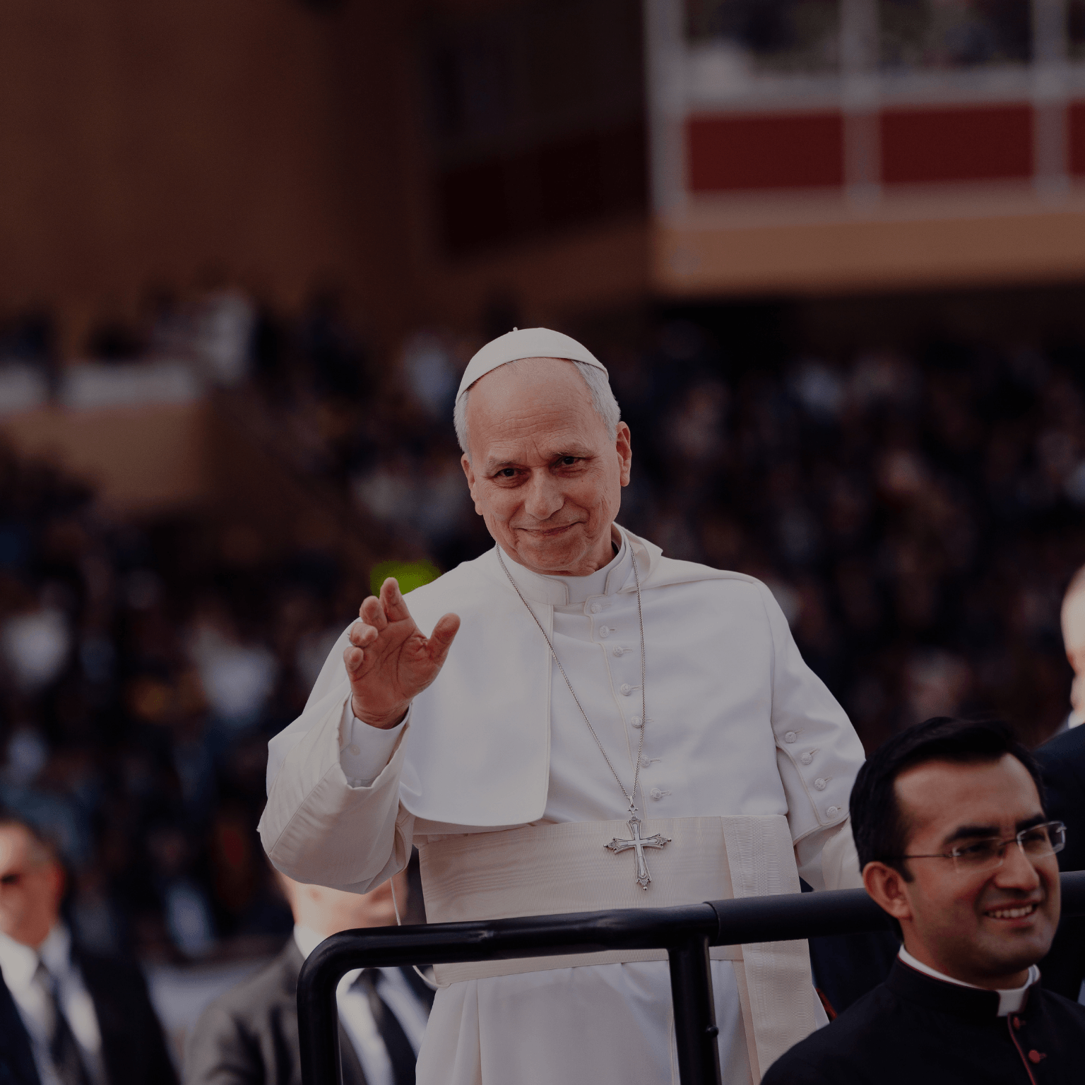2019-08-02_0001_c_Yannick_Boschat_r le pape Léon XIV dans la papamobile