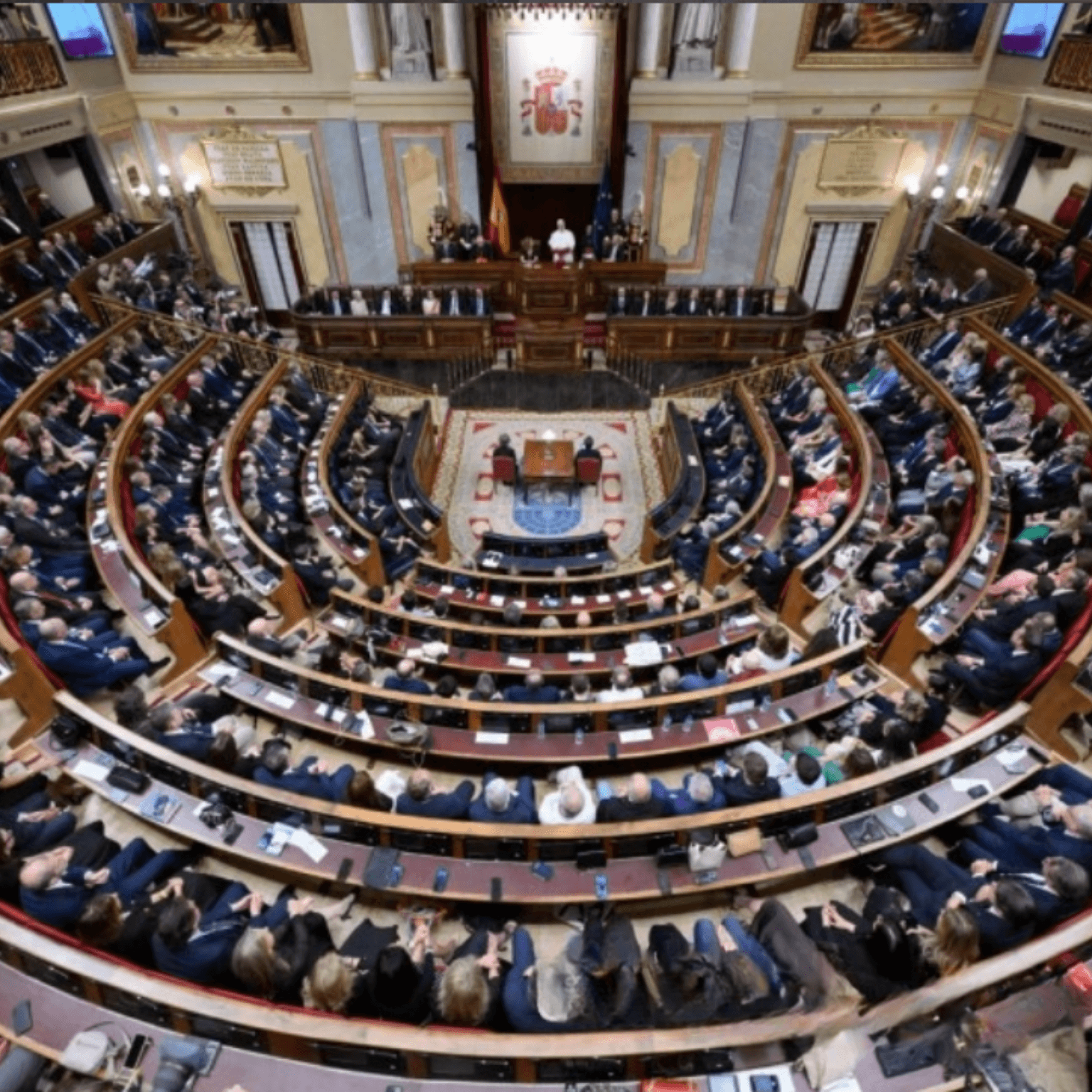 Le pape Léon XIV prononçant un discours sur la dignité humaine devant le Parlement espagnol réunis à Madrid le 8 juin 2026.